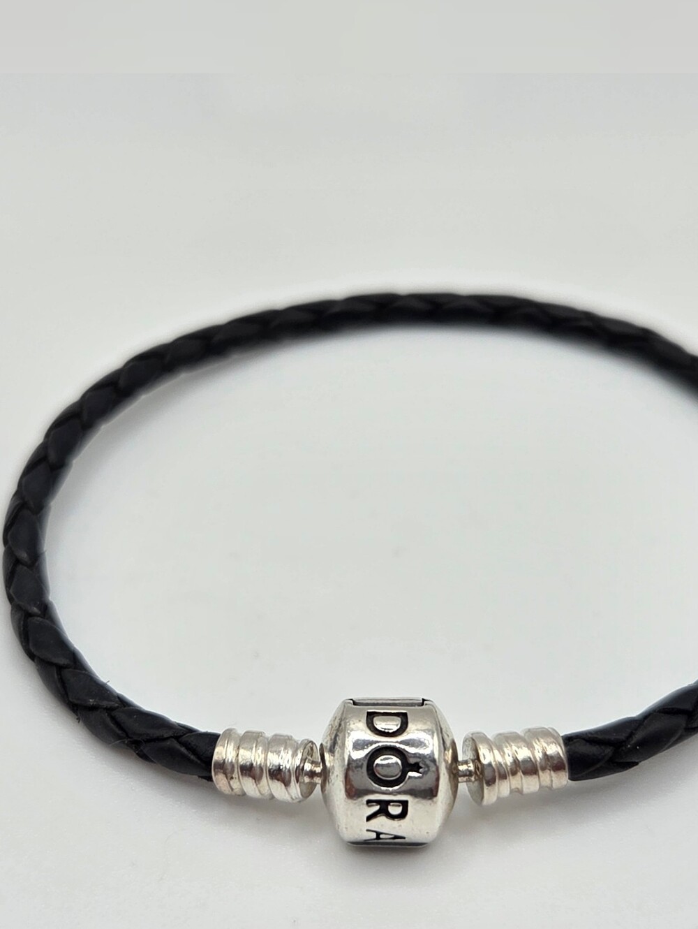 Pandora Moments Black Braided Leather Bracelet with Sterling Silver Size 7.5 - Picture 2 of 6